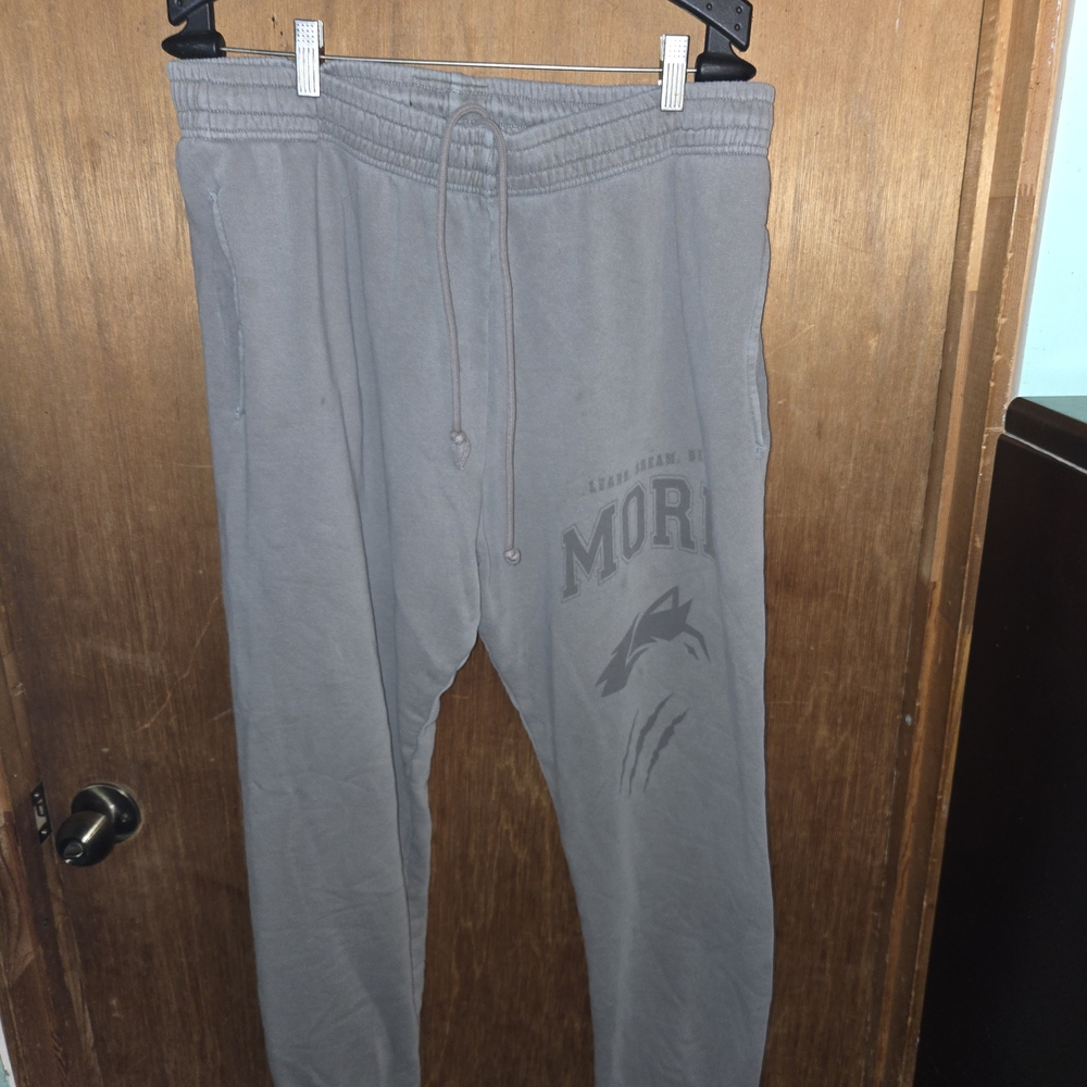 Men's Gray Sweatpants Size XL